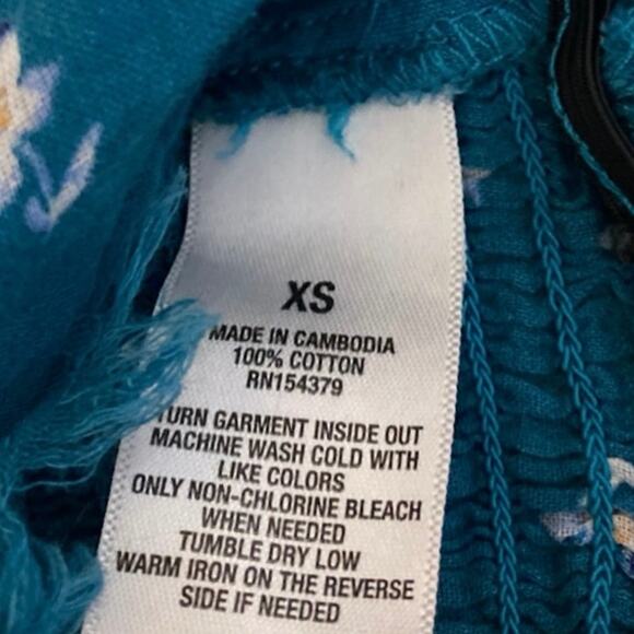 Aeropostale Blue Floral Short Puff Sleeve Frayed Front Tie Slim Crop Top Size XS - Picture 5 of 5